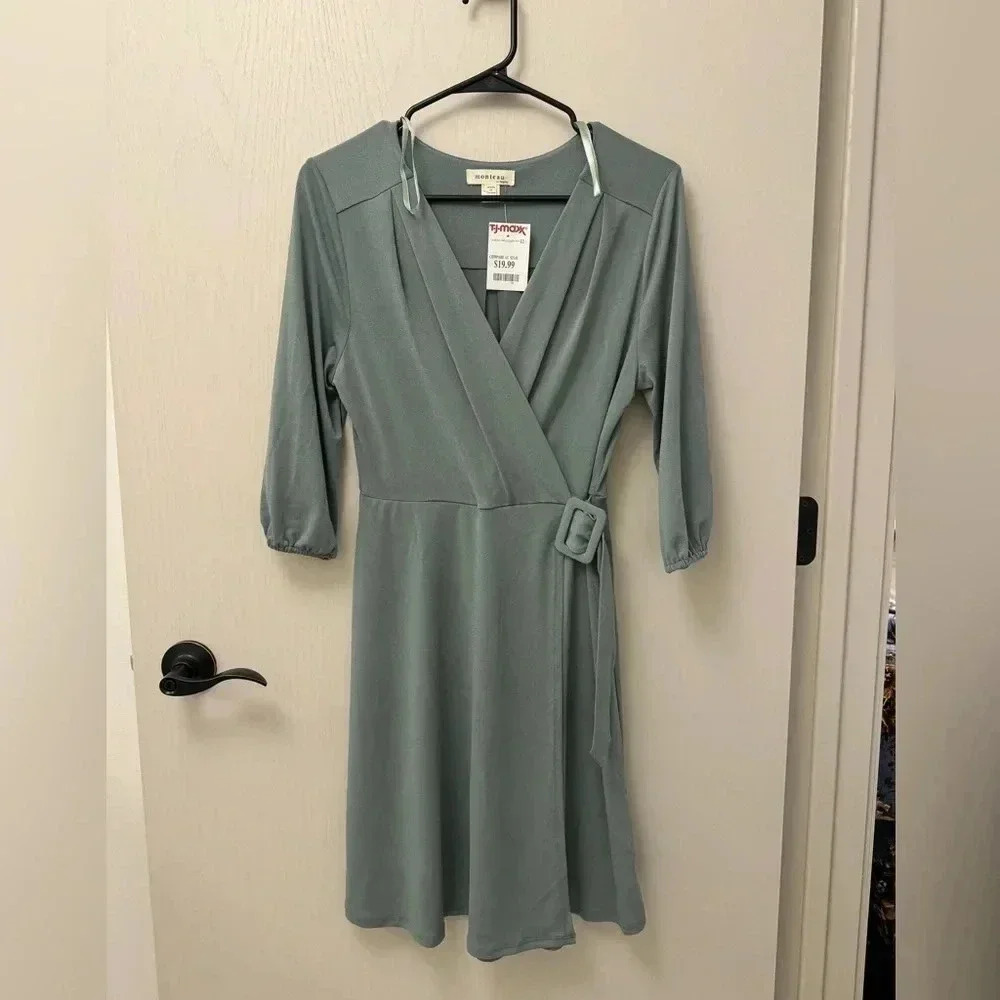 Sage Green Monteau‎ V Neck Belted Dress with Slit and Quarter Length Sleeves NWT